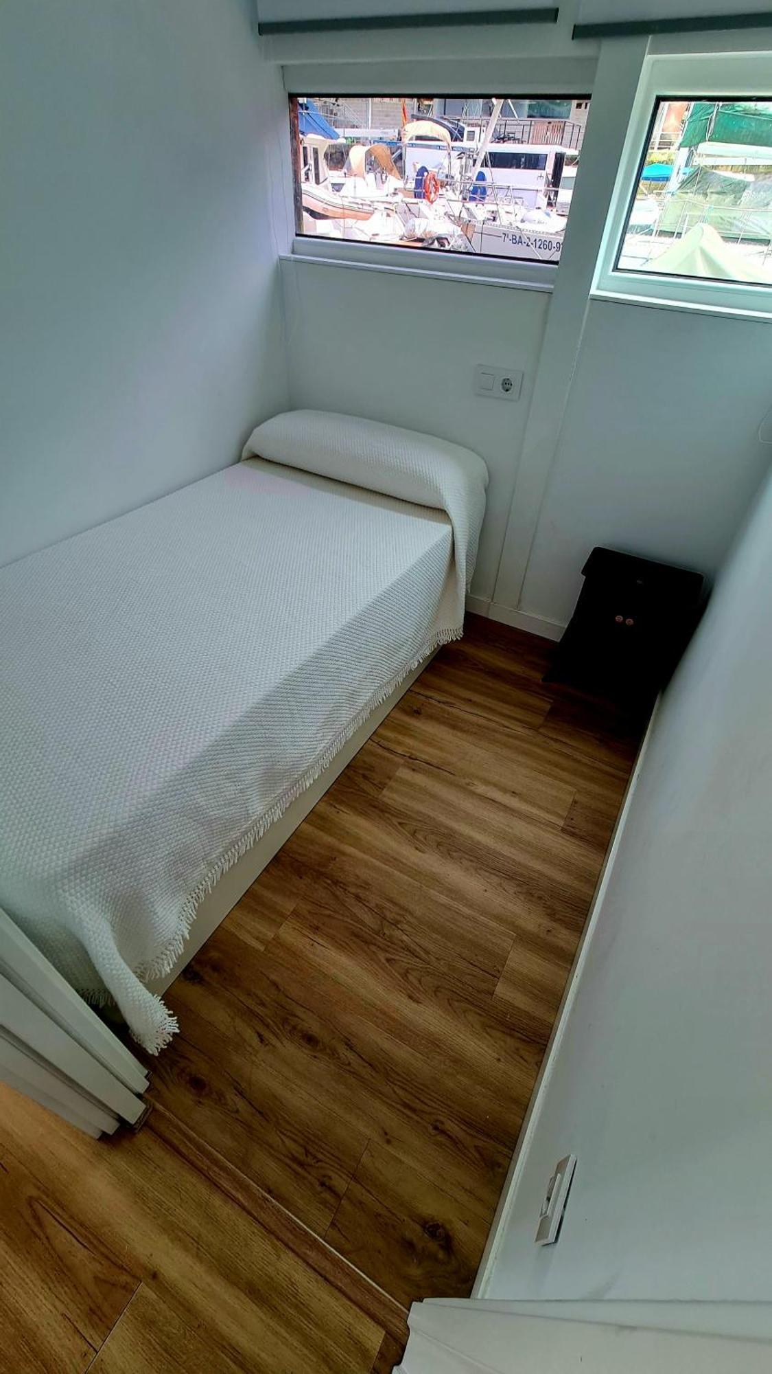 Barco-Apartamento En El Nautico De Виго Экстерьер фото